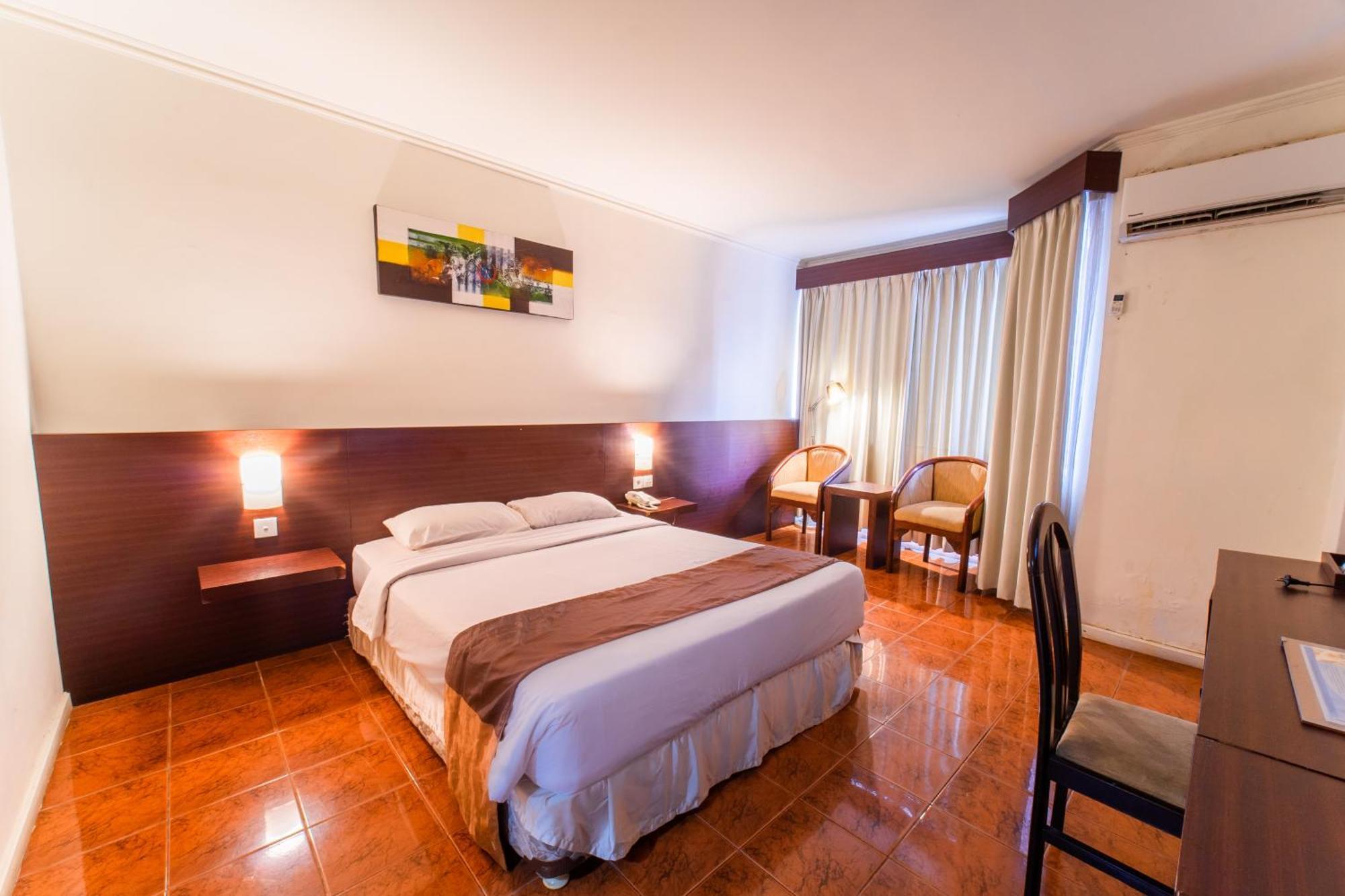 Adika Hotel Bahtera Klandasan Kecil ภายนอก รูปภาพ
