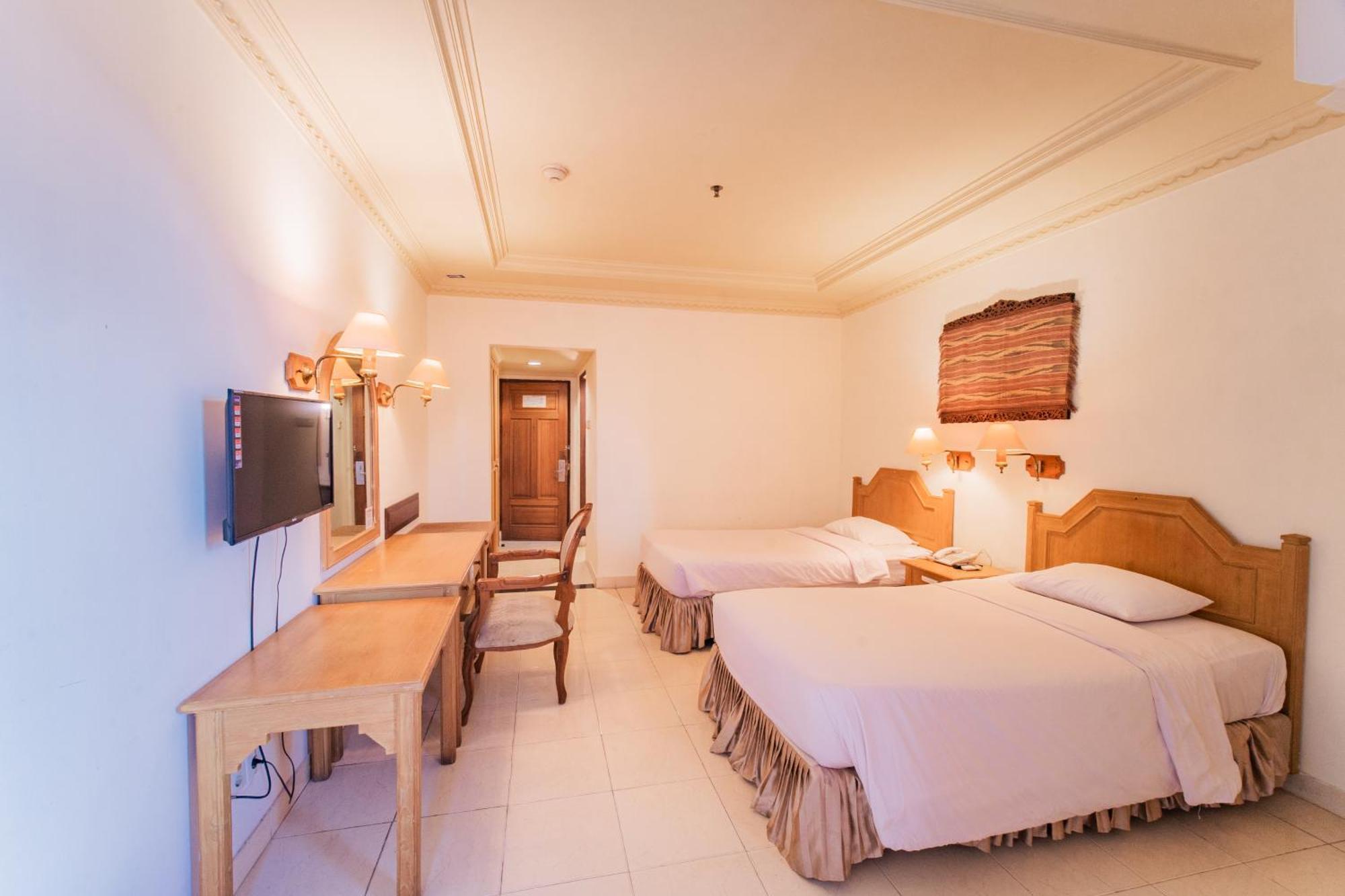 Adika Hotel Bahtera Klandasan Kecil ภายนอก รูปภาพ